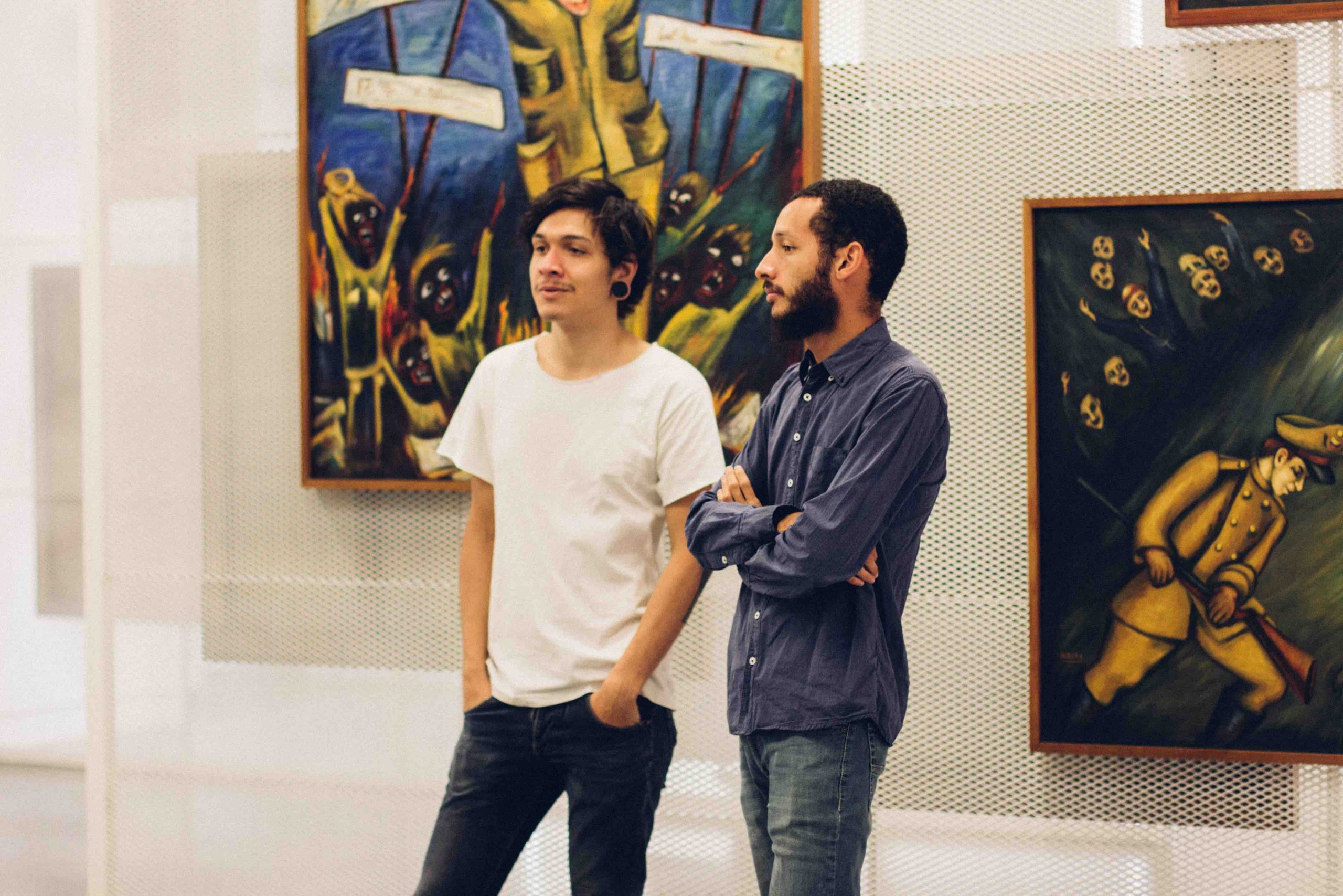 Exposiciones diálogo la vida con toda su fuerza admirable