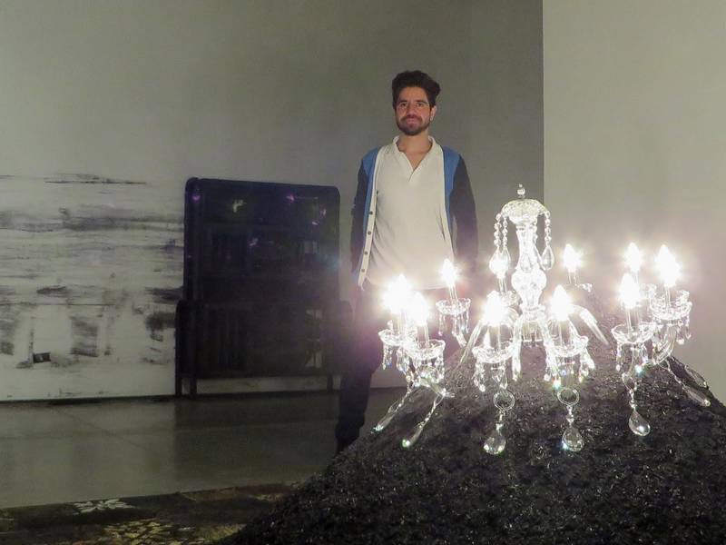 Víctor Garcés en su exposición Recuerdo sin nombre