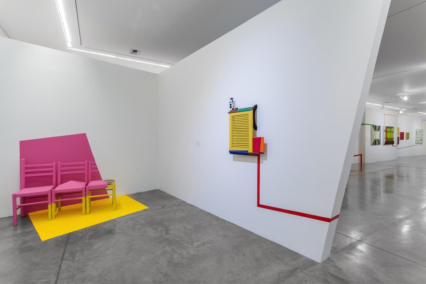 Obra en color de la exposición Floor plan