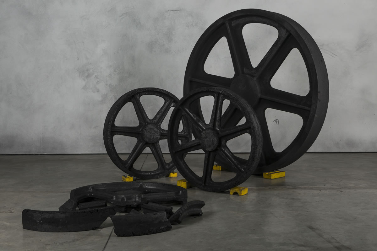 Obra de la exposición de Gabriel Botero: Taller de arena