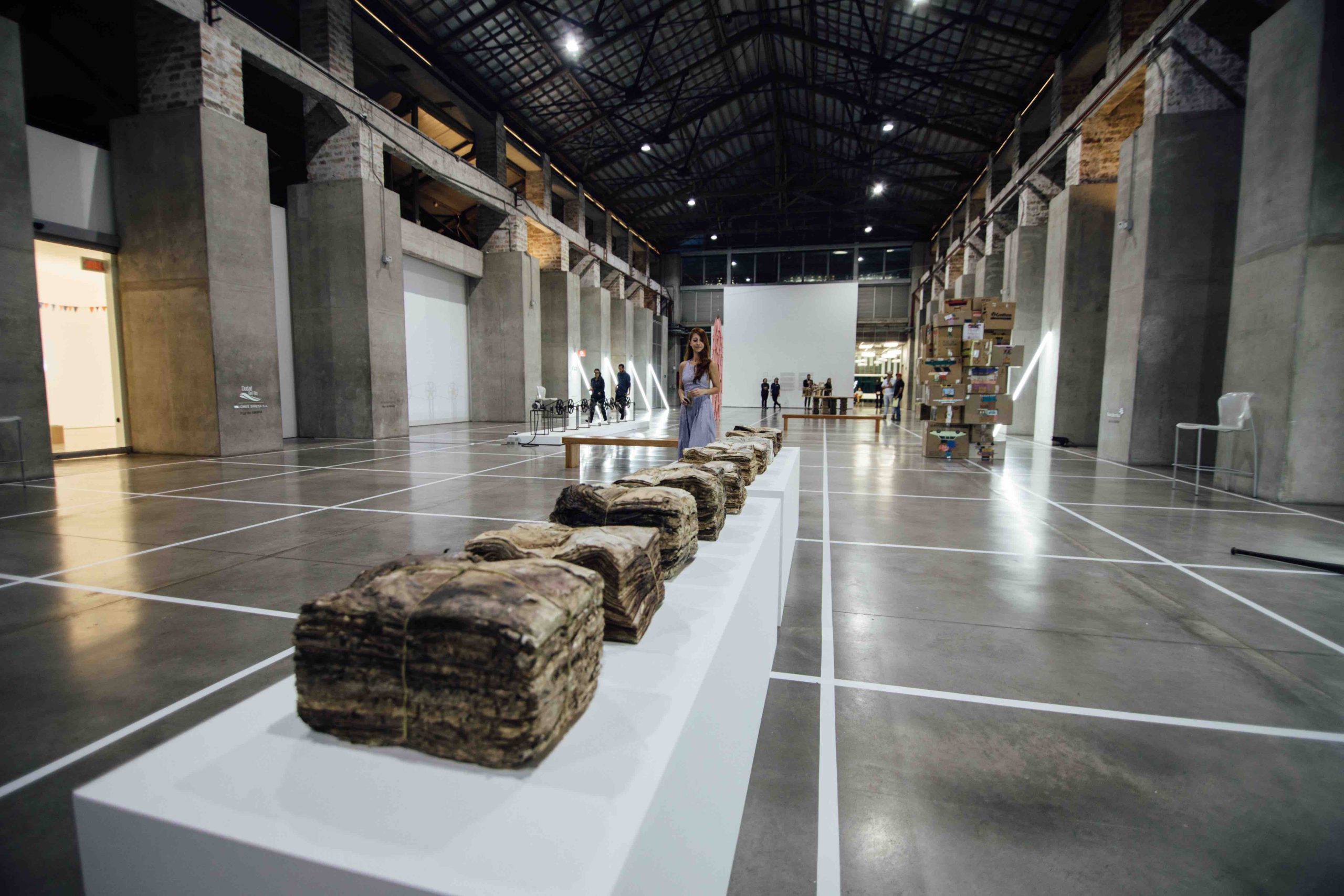 Exposiciones obra Patio de esculturas