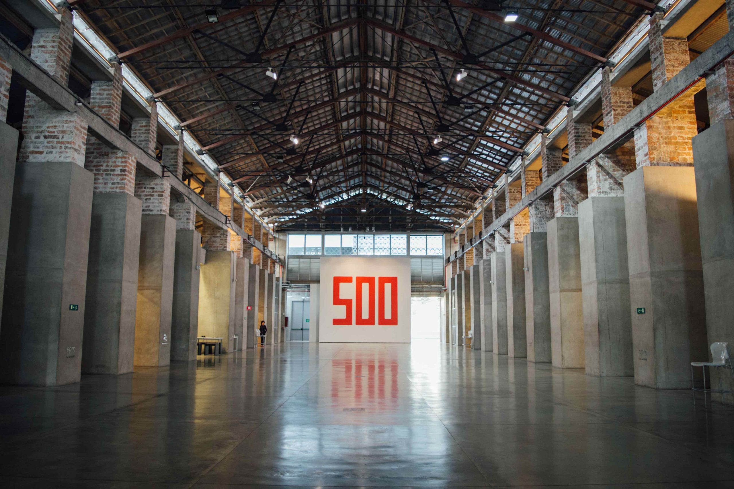 Exposición en sala de Antonio Caro