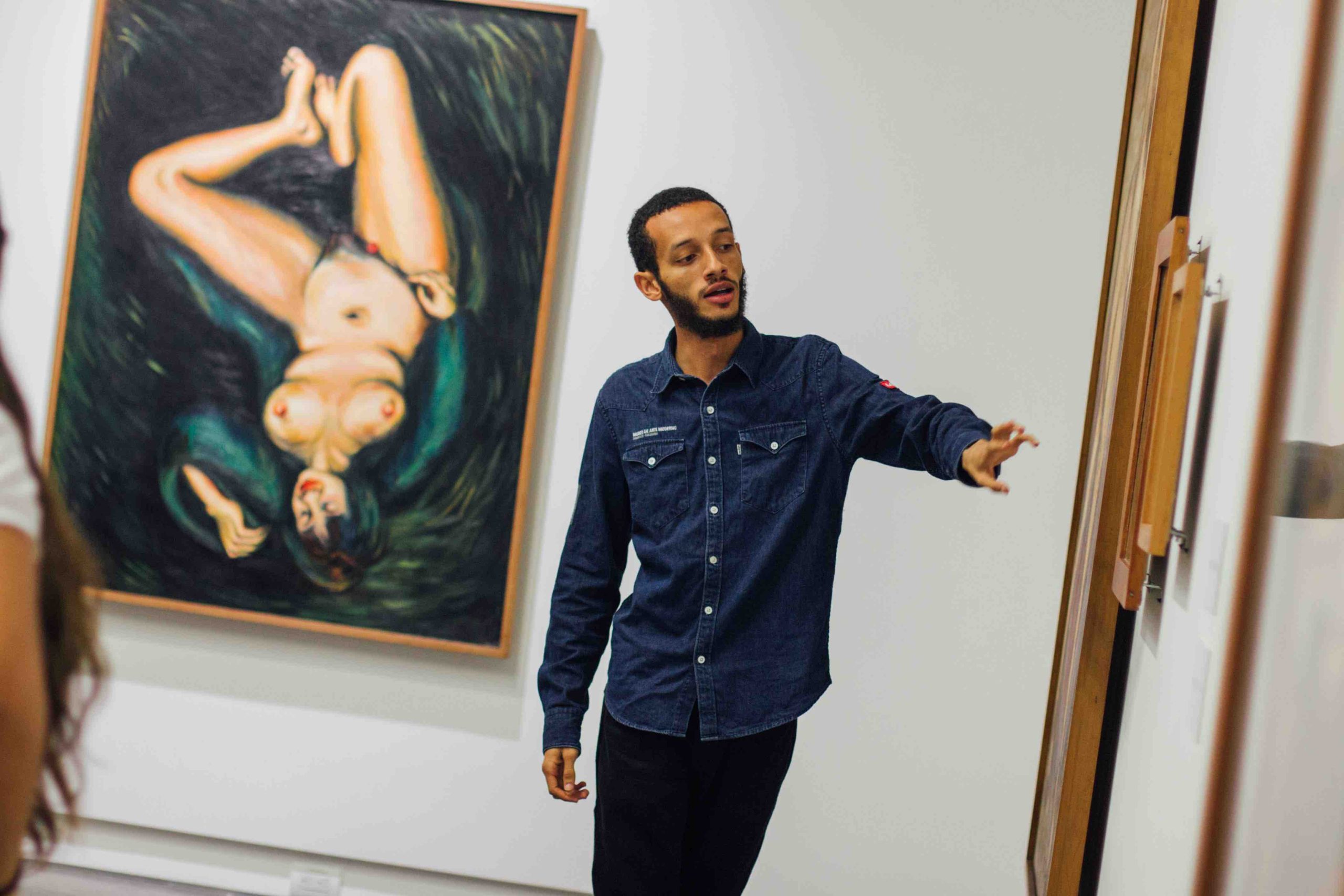 Exposición Débora educación la vida con toda su fuerza admirable