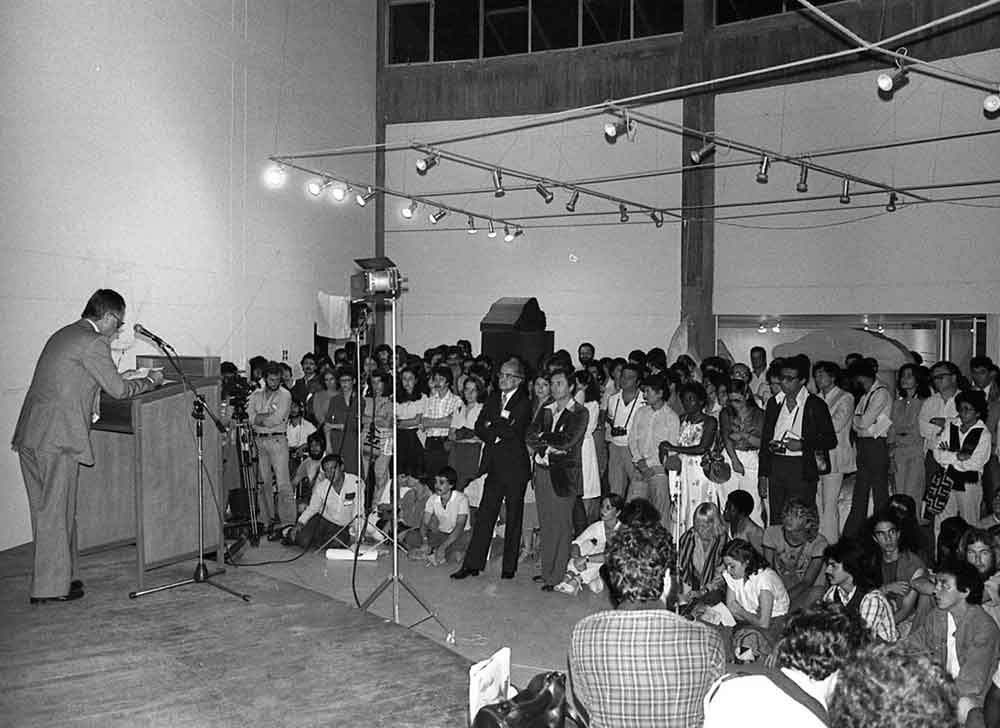 Palabras inaugurales a cargo de director del Museo, Jorge Velásquez