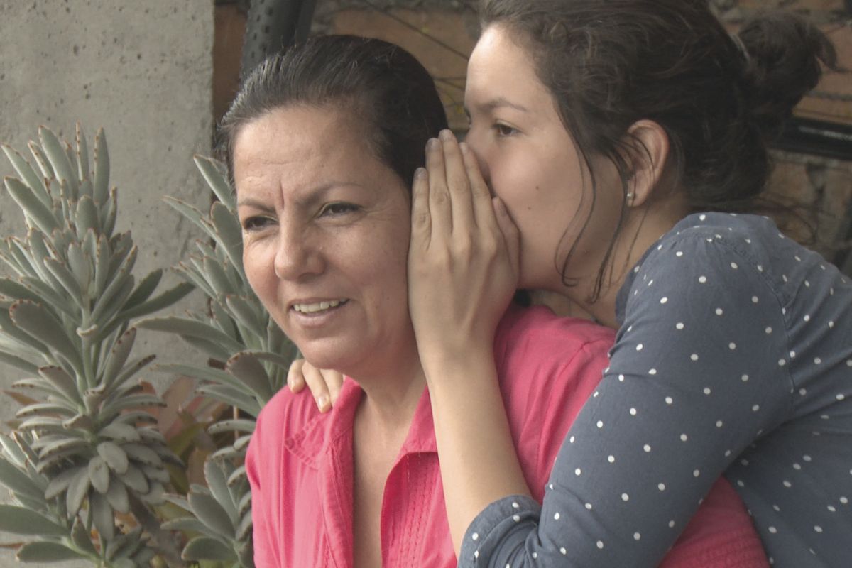 Fotograma de la película Hermanas