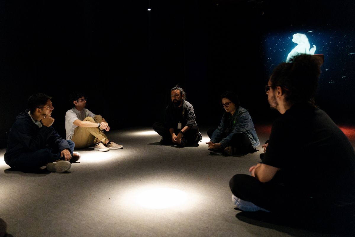 Fotografía de la exposición Umbral de resonancia