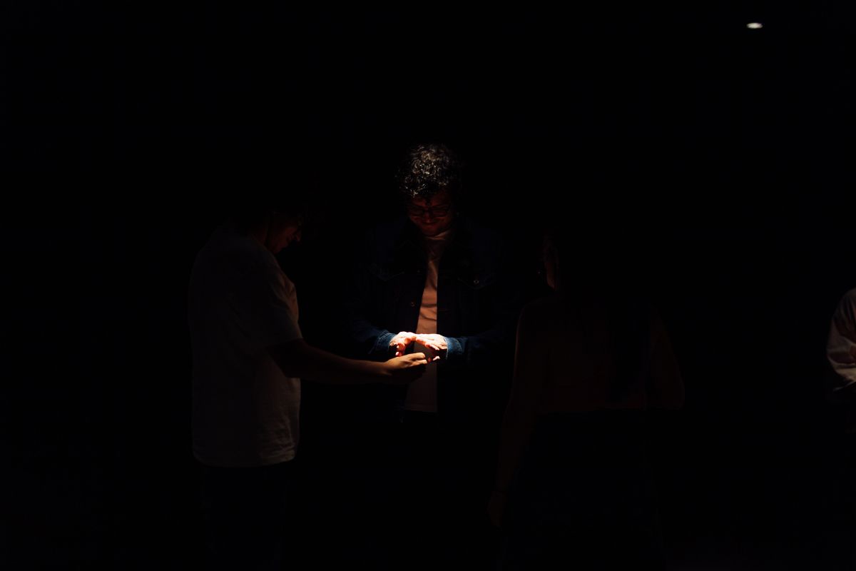 Fotografía de la exposición Umbral de resonancia