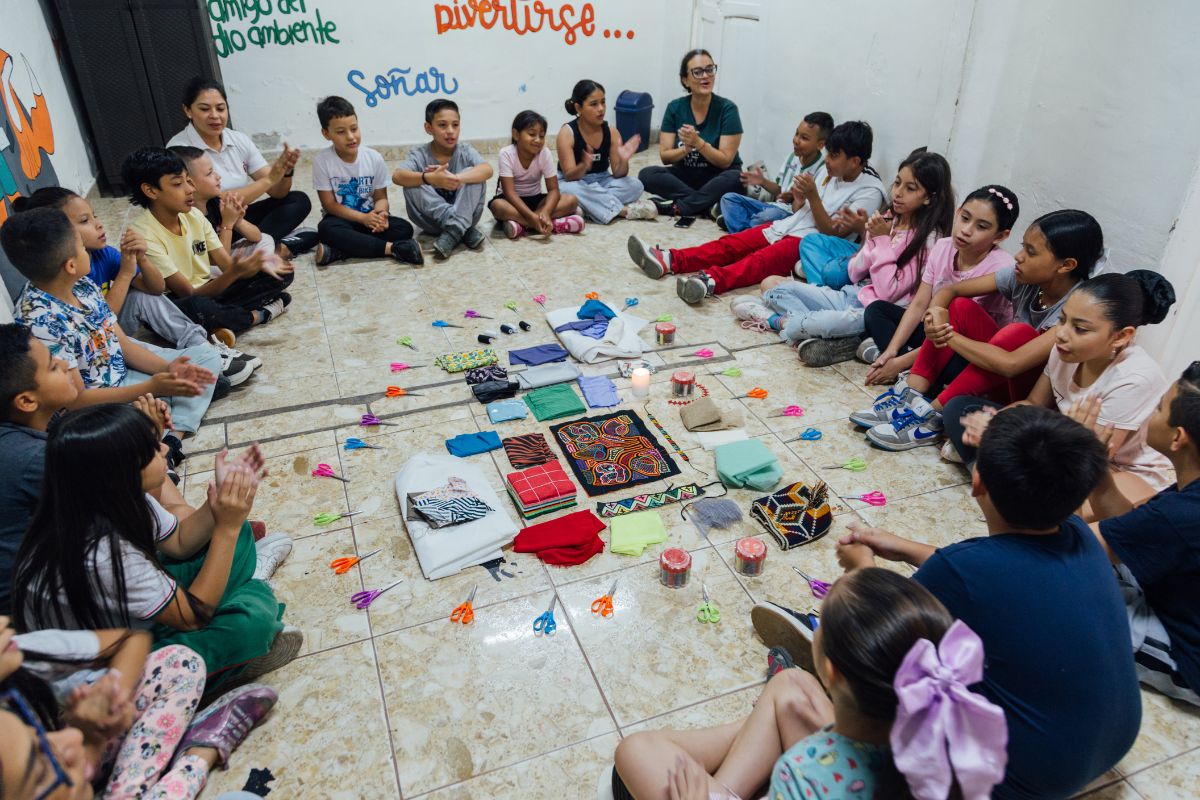 Fotografía de participantes de La ciudad de los niños y las niñas
