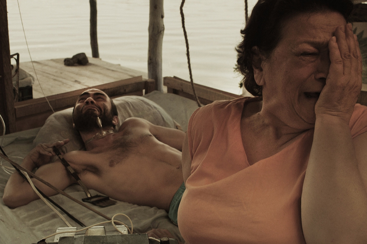Fotograma de la película La ciénaga, entre el mar y la tierra
