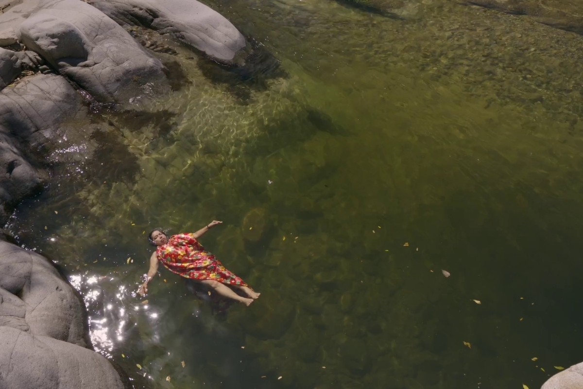 Fotograma de la película Un nuevo amanecer