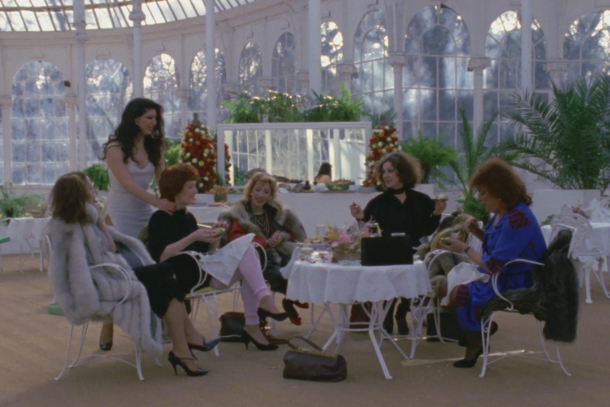 Fotograma de la película Vestida de azul