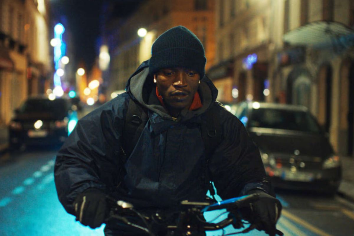 Fotograma de la película Odisea en París