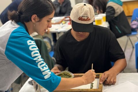 Fotografía taller de pigmentos con mediadores