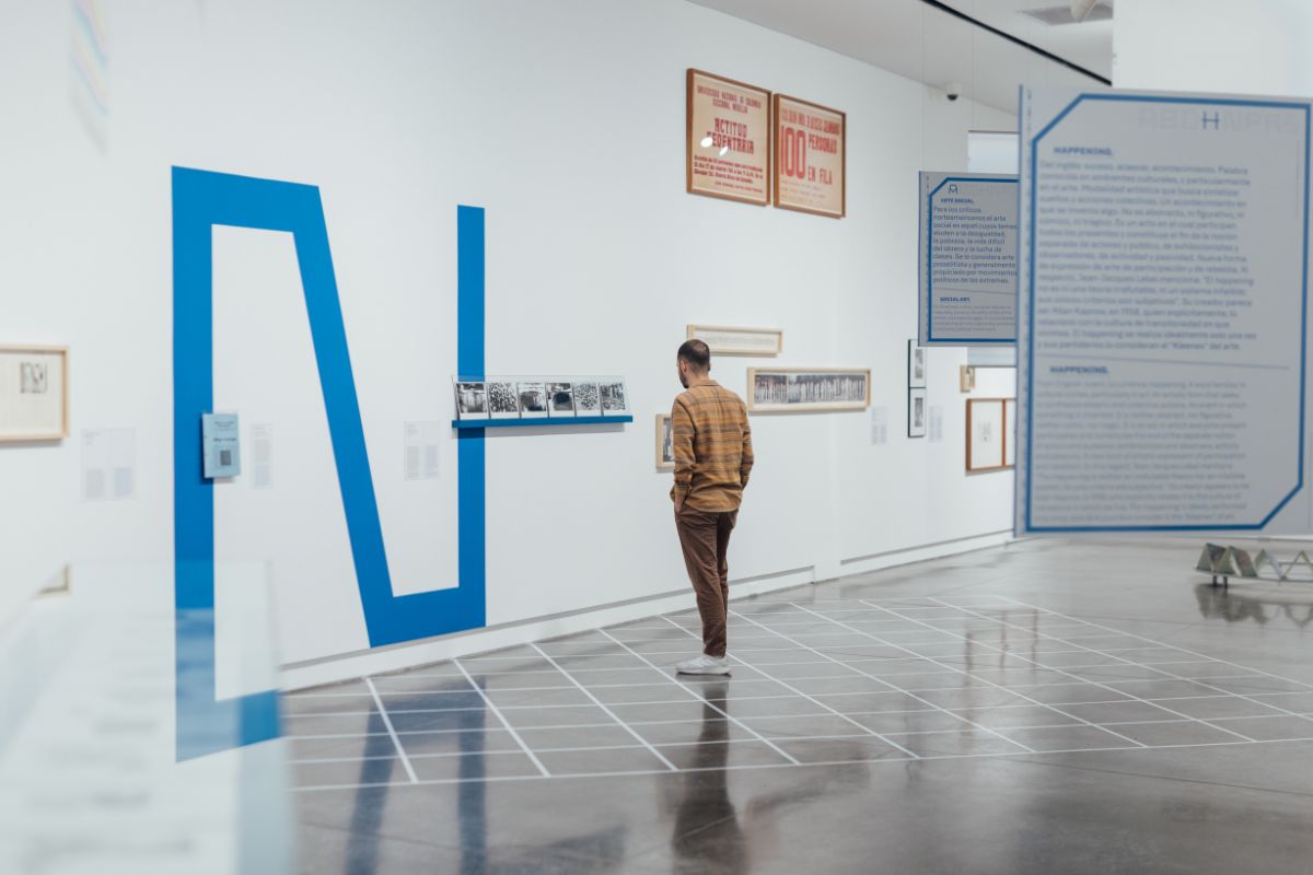 Fotografía del preview Amigos MAMM por la exposición Señal abierta