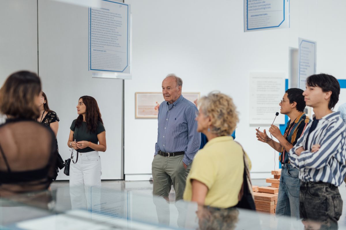 Fotografía del preview Amigos MAMM por la exposición Señal abierta
