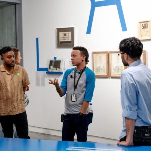 Fotografía de recorrido comentado por Señal abierta