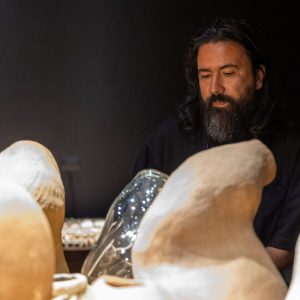 Fotografía de Jorge Barco en El susurro del barro