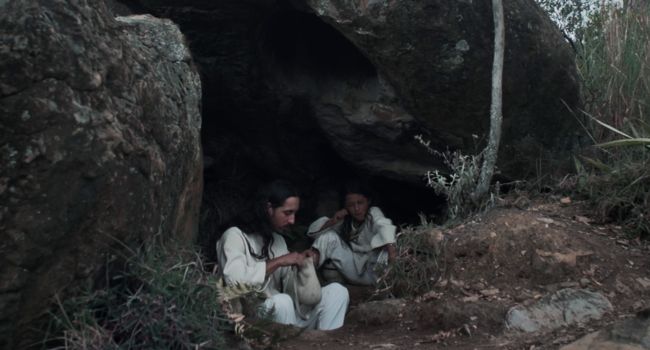 Fotograma de la película Pukem Swa