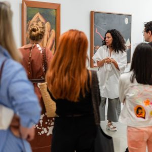 Fotografía de recorrido comentado con Marielsa Castro