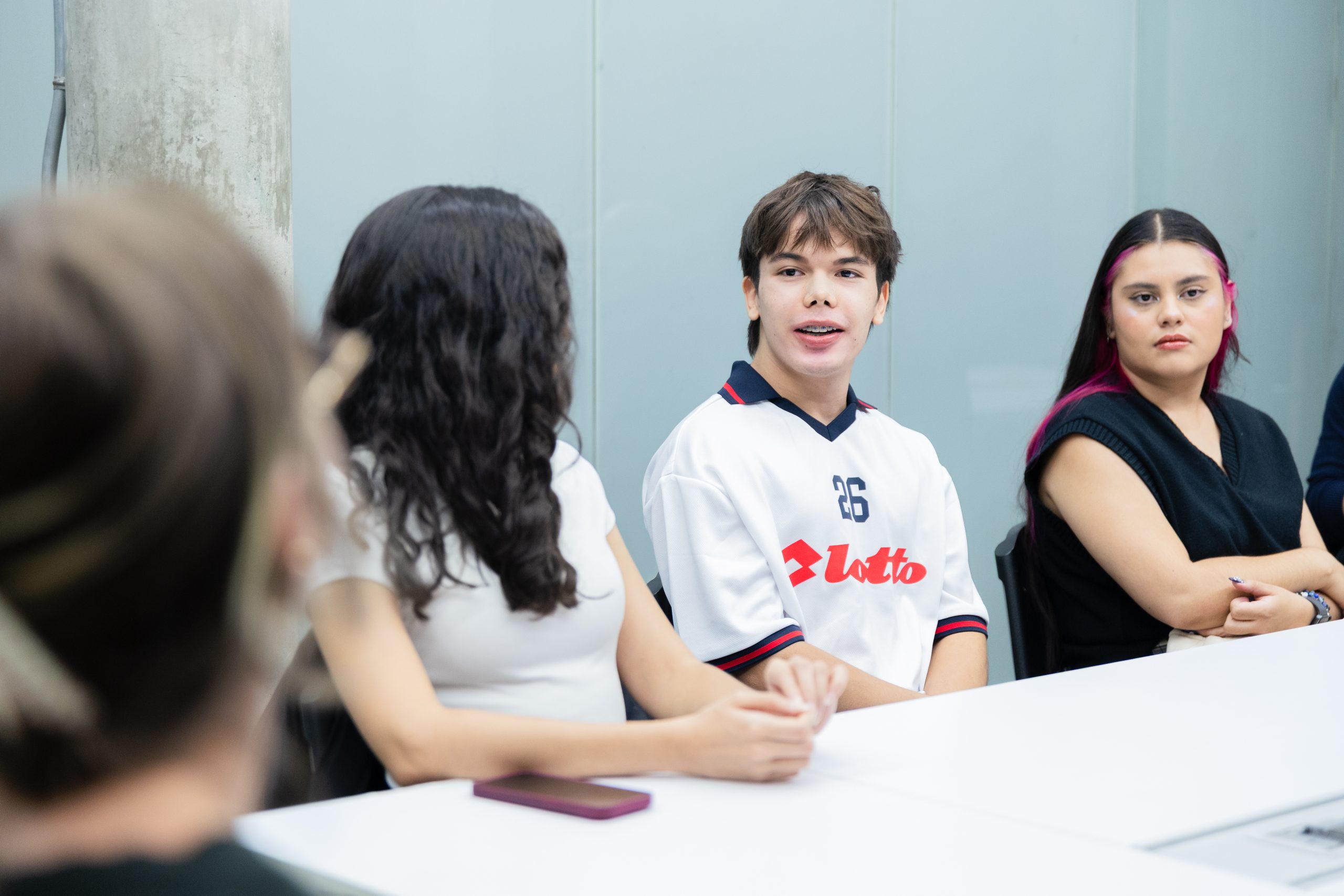 Fotografía de club de conversación