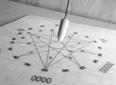 Exposición Daniel Lara Ballesteros. Yarumo. Diálogos y resonancias