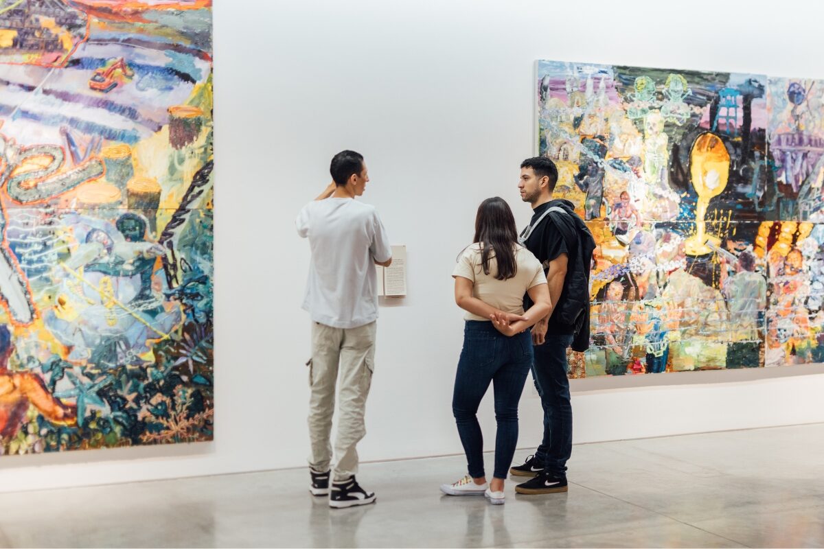 Visitantes en Noche Extendida del MAMM