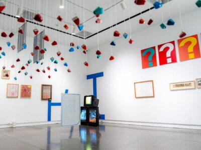 Fotografía de la exposición Señal abierta. Lenguajes del arte actual