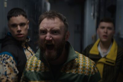 Fotograma de la película Kneecap